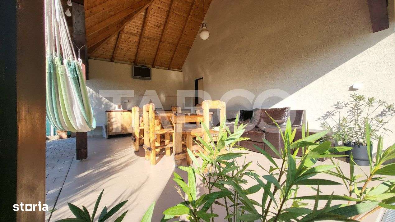 Casa individuala 5 camere 2 garaje 500 mp curte 2 terase in Sura Mica - Imagine principală: 5/19