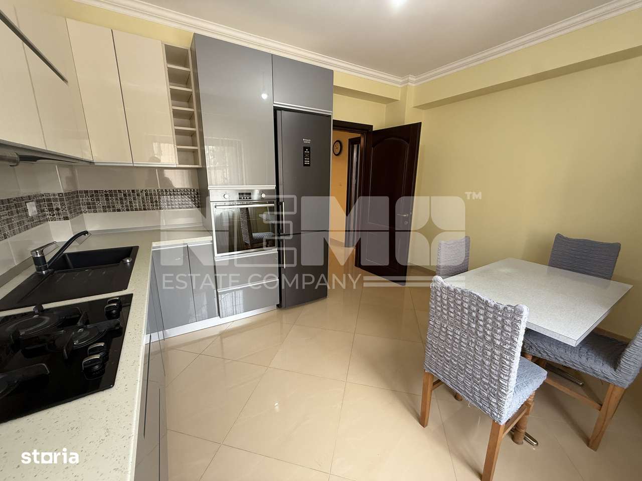 Apartament Central | 3 camere | 95 mp + boxă + parcare | Parter - Imagine principală: 4/15