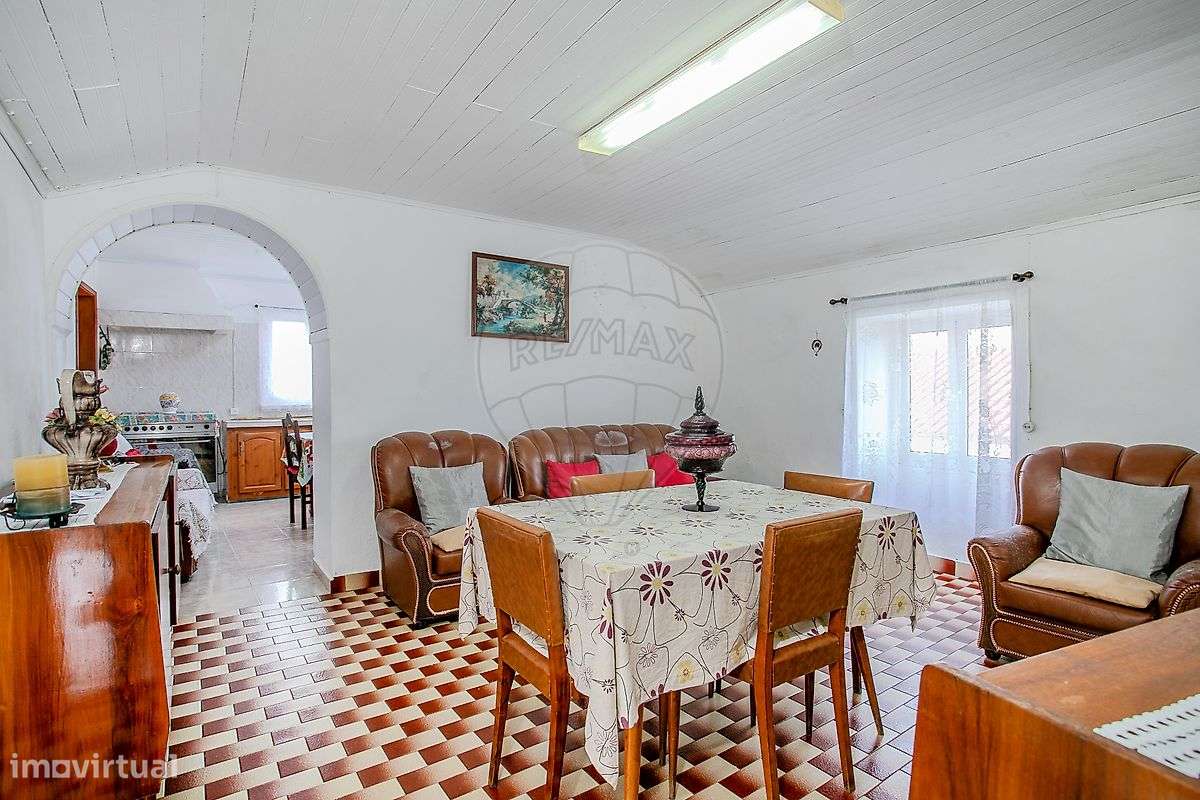 Moradia T2 para venda-15