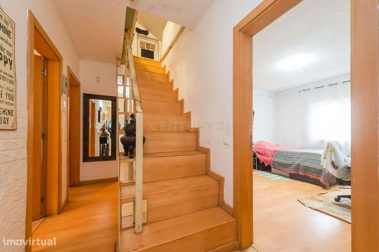 Moradia T3 em São Domingos de Rana-12