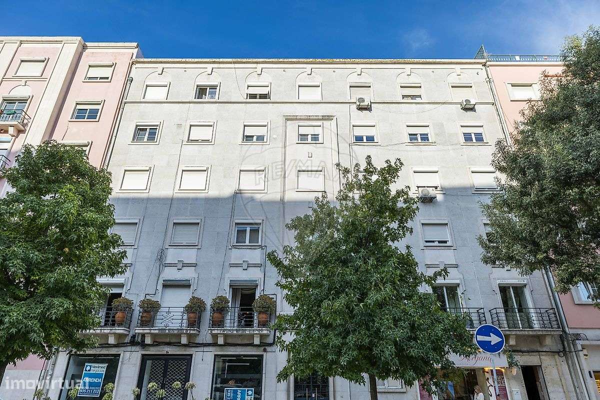 Apartamento T4 para venda-1