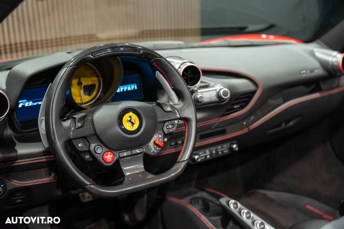 Ferrari F8 - 21