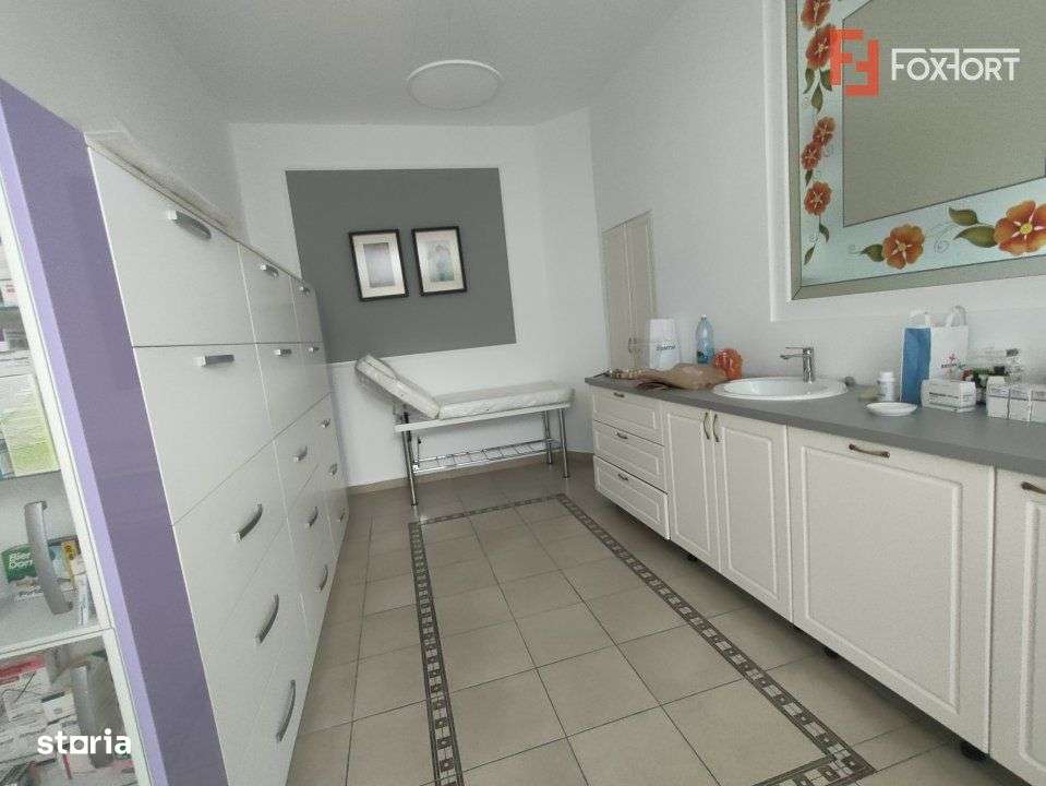 Ture in cabinet medical de inchiriat in incinta DENOVOCLINIC - Imagine principală: 3/15