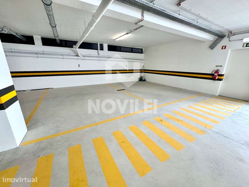 Moradia T3 em condomínio Fechado no centro de Leiria.-32