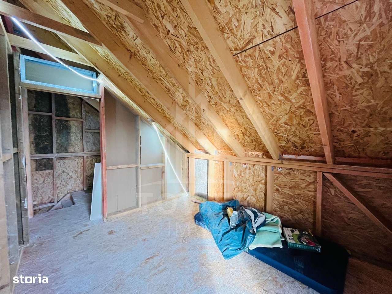 Cabana moderna cu view superb-7