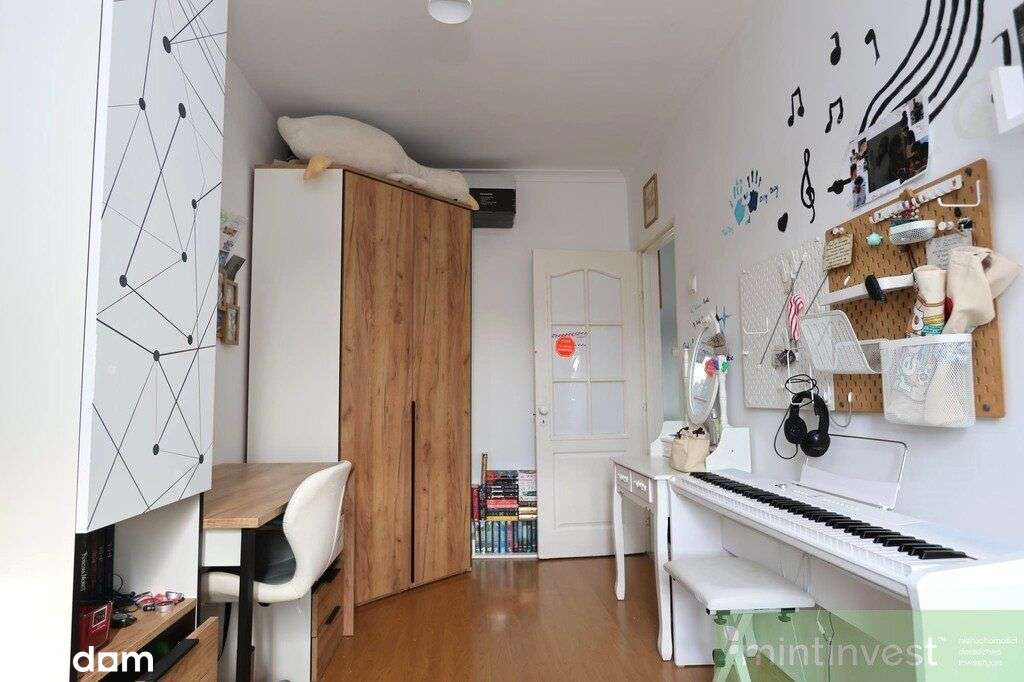 Mieszkanie 3 pokojowe z balkonem-10