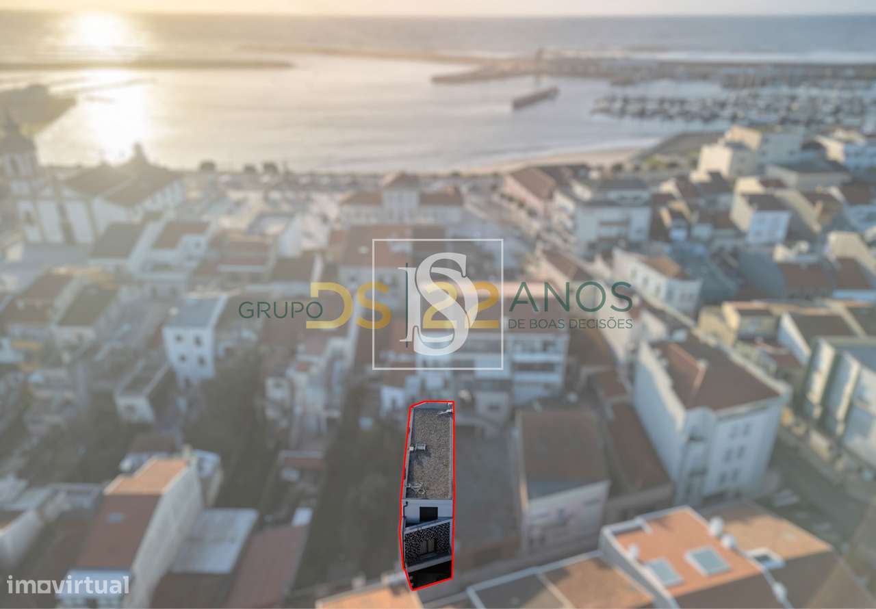 Moradia de construção moderna, situada na 3. ª linha de praia na Póvoa-28