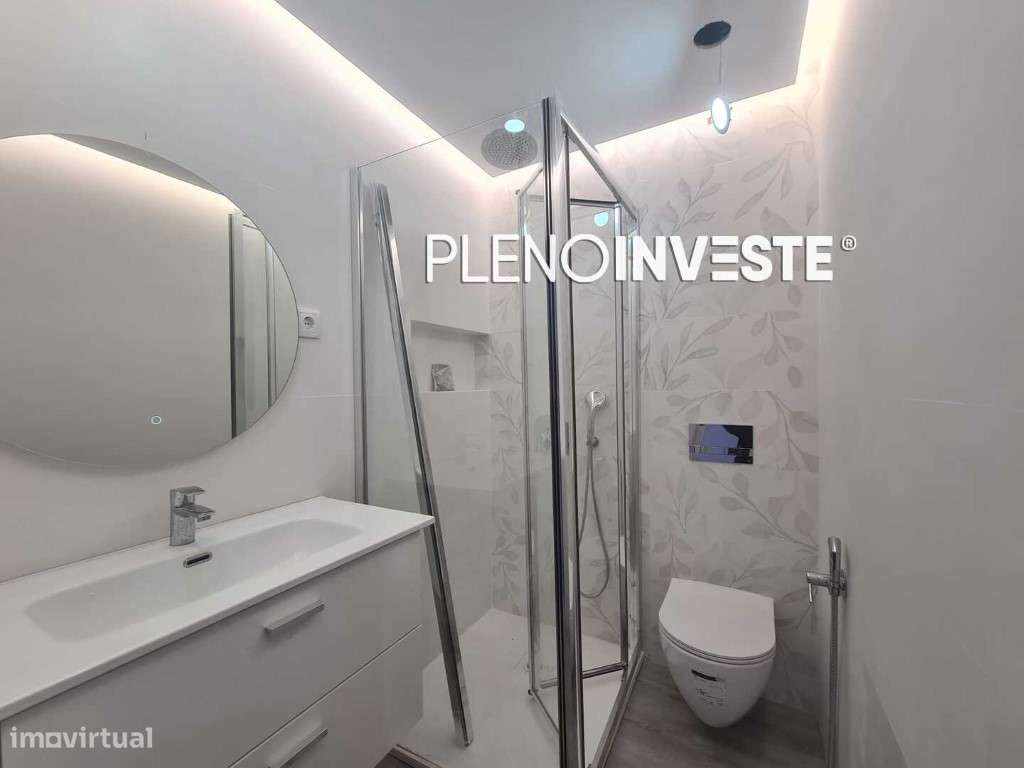 T2 Totalmente Remodelado com Varanda nas Paivas-11