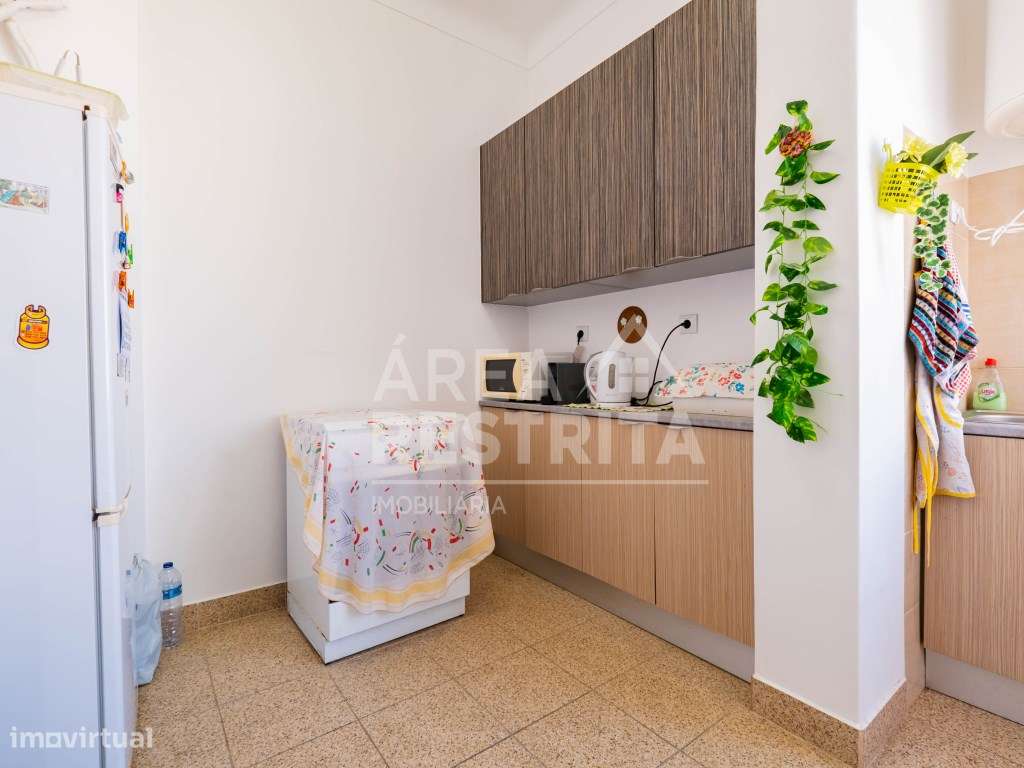 Apartamento T2+1 em Campo de Ourique - Grande imagem: 4/40