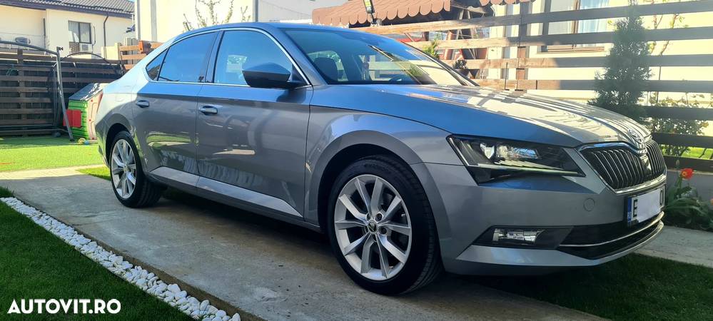 Skoda Superb 2.0 TDI Style - 13