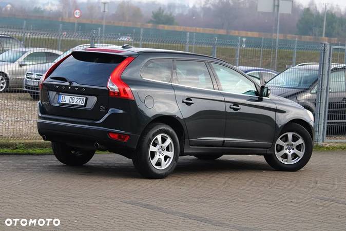 Volvo XC 60 2.4D AWD Momentum - 15