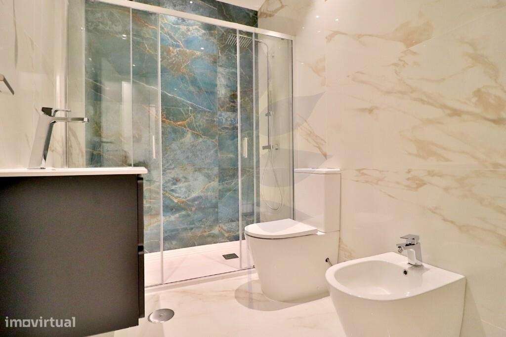 Venda apartamento T2 totalmente renovado em Maximinos-5