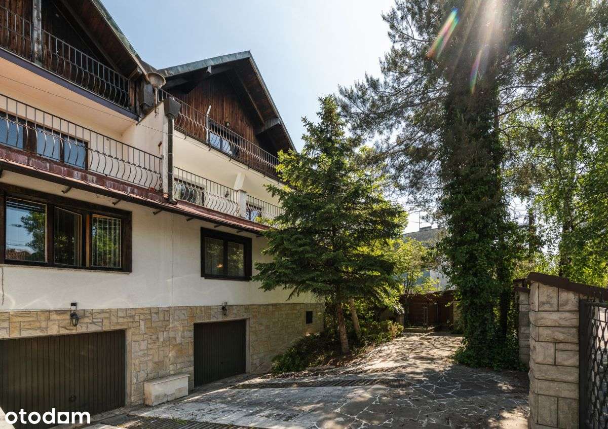 Przestronny dom dla rodziny z pięknym ogrodem-1