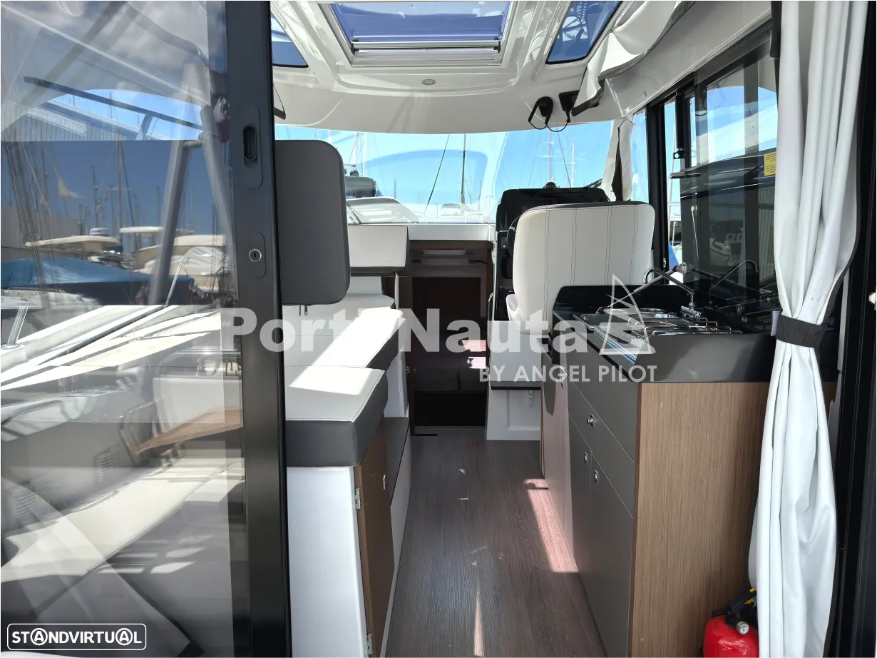 Beneteau Antares 9 OB - 9