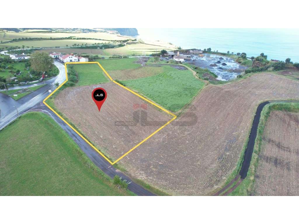 Terreno com 170m2 de Frente, ideal para investimento, Algarvia, Nor... - Grande imagem: 2/14