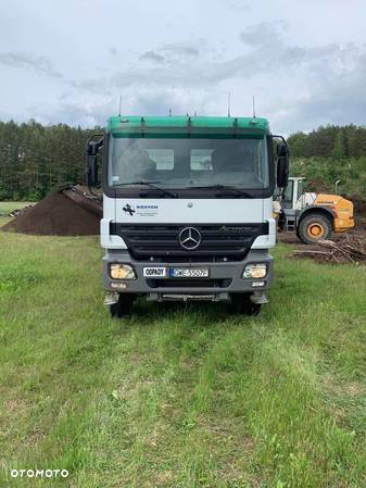 Mercedes-Benz Actros - 3