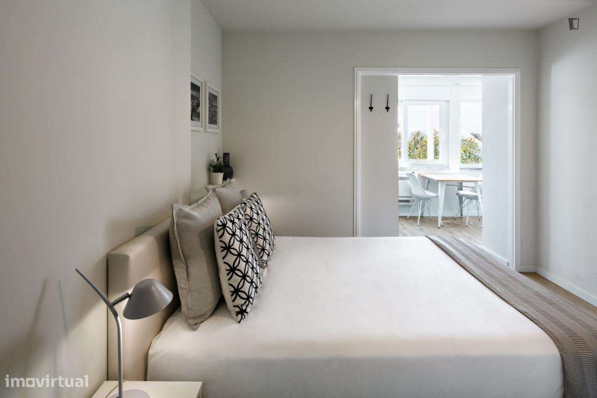 Estúdio - localizado em Baixa de Santa Clara Coimbra - Grande imagem: 2/5