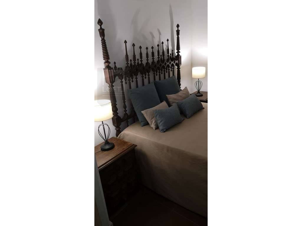 Condomínio com 6 Moradias V2 /V3 Mobiladas e Equipadas-46