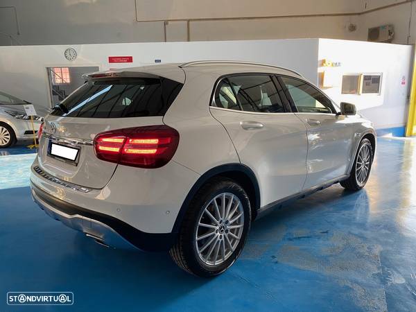 Mercedes-Benz GLA 180 Aut. - 9