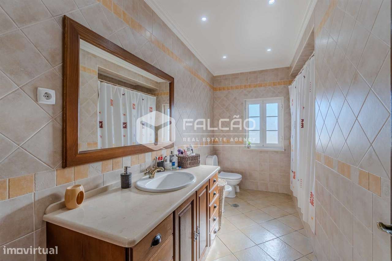 Moradia Isolada T3+1 Venda em Achete, Azoia de Baixo e Póvoa de Santar-15