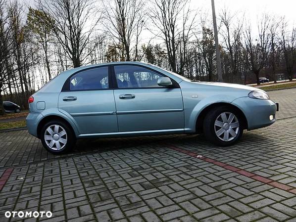 Chevrolet Lacetti - 15