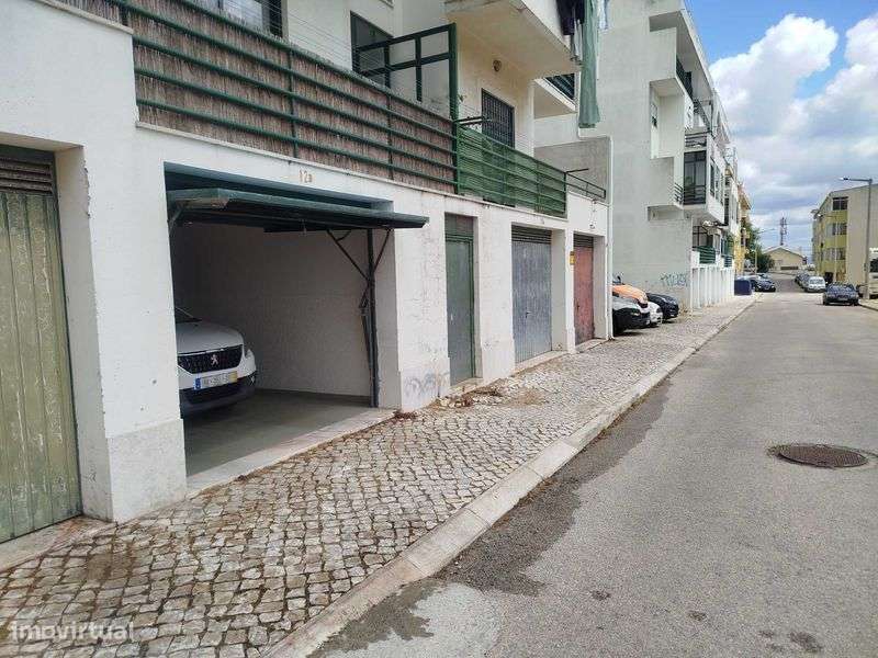 Garagem à venda na rua Romeu Correia, Sobreda - Grande imagem: 4/10