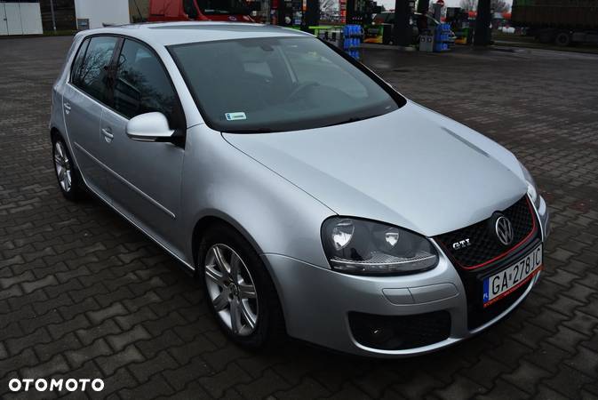 Volkswagen Golf V 2.0 TSI GTI - 3