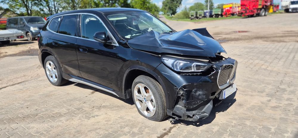 BMW iX1 eDrive20 66.5kWh 2025
