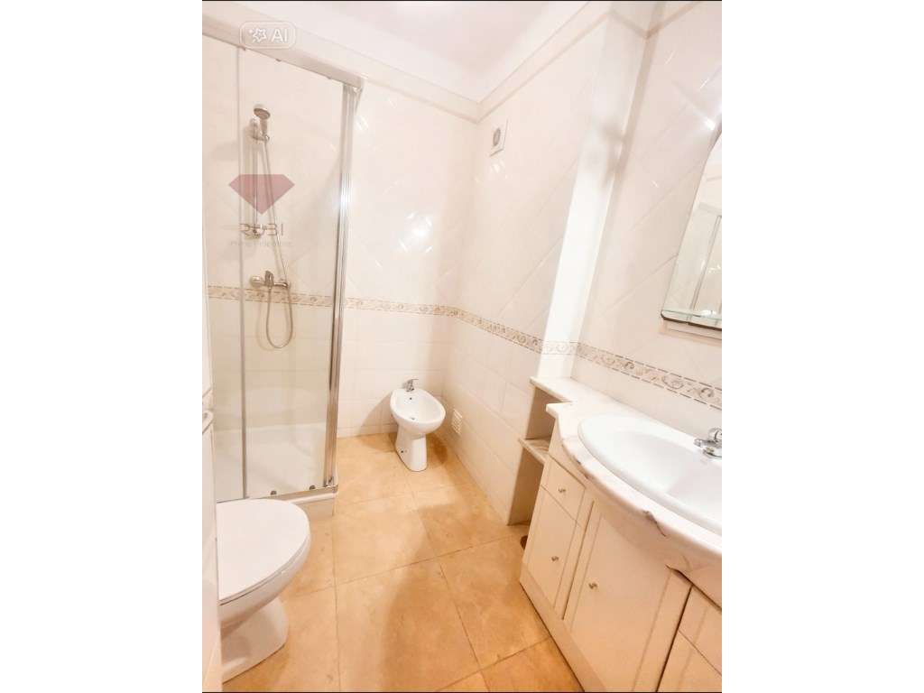 Apartamento T2 no Bonfim - Setúbal-10