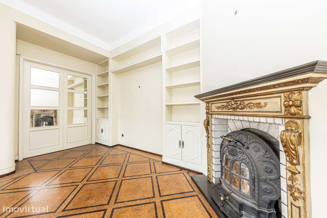 Apartamento único T4 em Lisboa com 190 m²-16