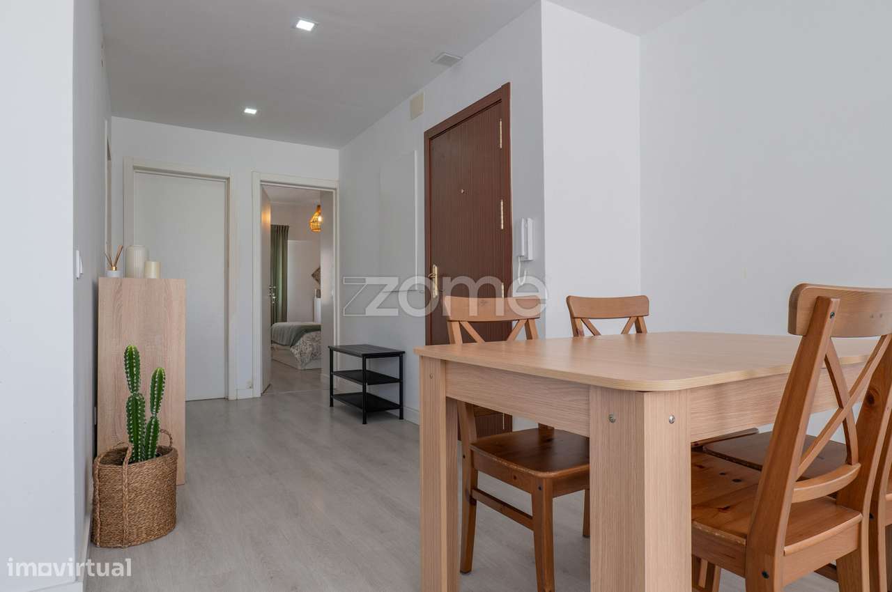 Apartamento T2 à venda em Queluz-14