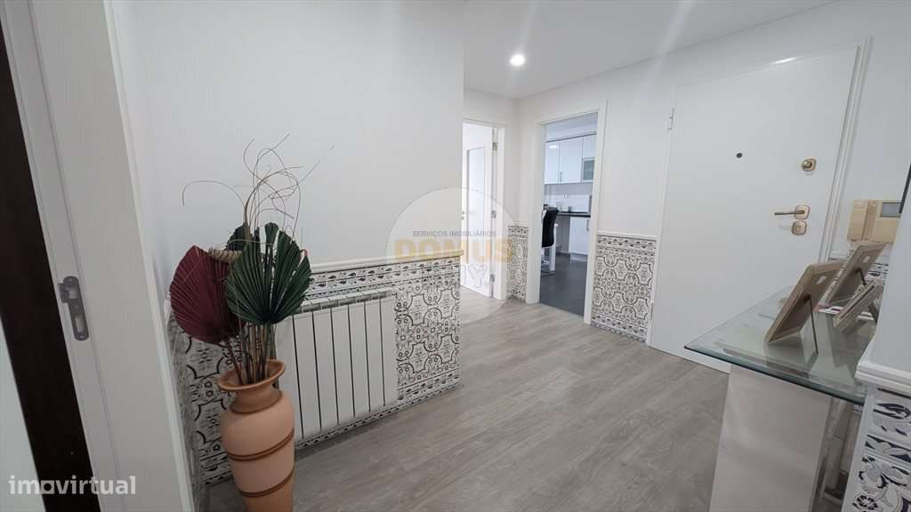 APARTAMENTO T3 REMODELADO COM 115M² AREA UTIL - PAIO PIRES-21