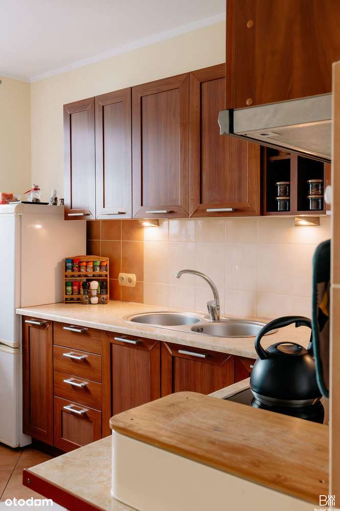 Mieszkanie 3-pokojowe z balkonem, blok SM-8