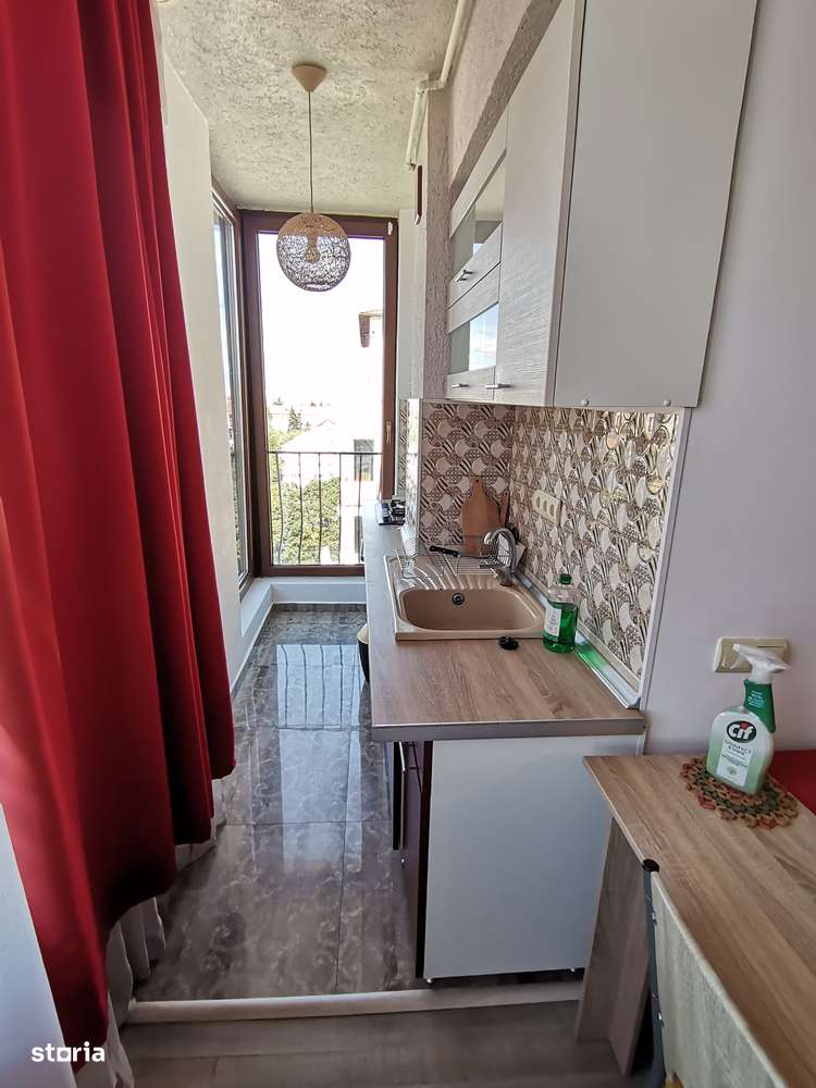 VAND apartament 3 camere,recent renovat, zona Kaufland-5