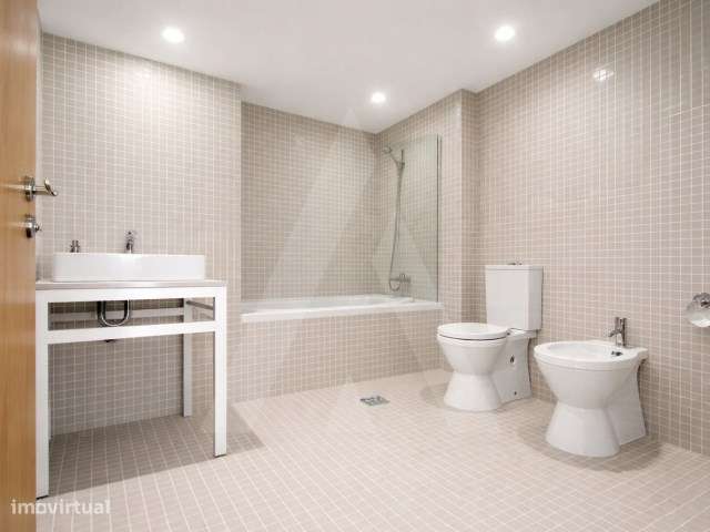 Apartamento T0junto ao C. C. Glicinias Glicinias - Baixa Preço - Grande imagem: 2/12