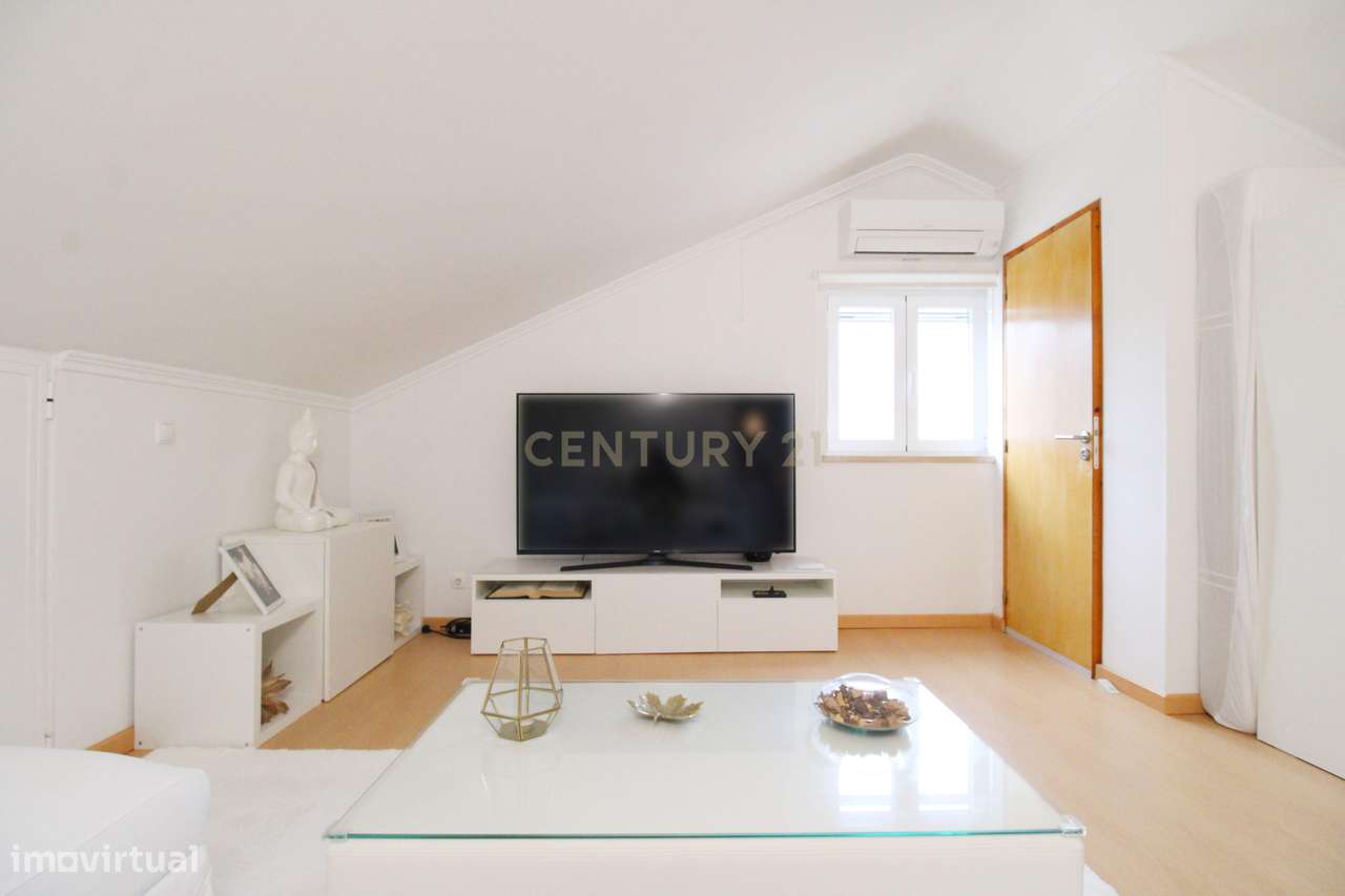 Moradia, Fernão Ferro, Seixal, com 3 Quartos-33