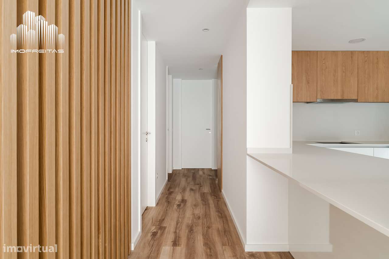 Apartamento T2 Novo com Garagem Fechada para 2 Carros-16