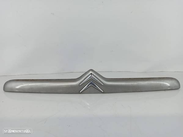 Friso Da Mala / Suporte De Matrícula Citroen Xsara (N1) - 1