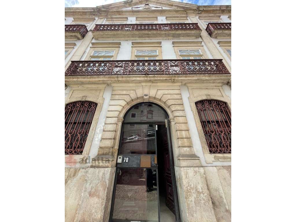 PRÉDIO PARA ARRENDAMENTO - CENTRO HISTÓRICO DE COIMBRA - Grande imagem: 2/22
