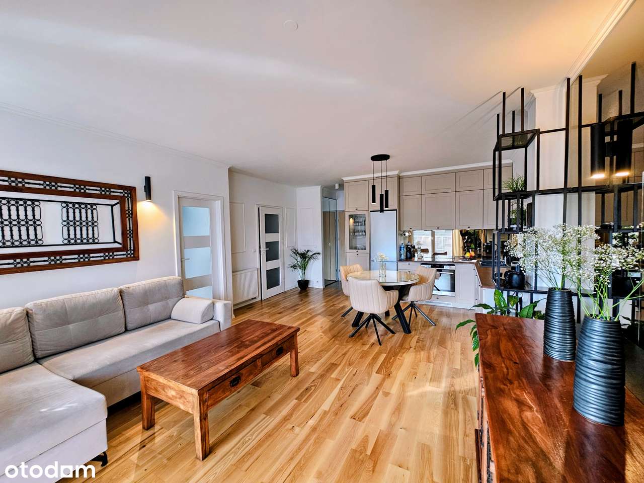 1220-SB ** Przepiękny apartament na obrzeżach centrum **-1