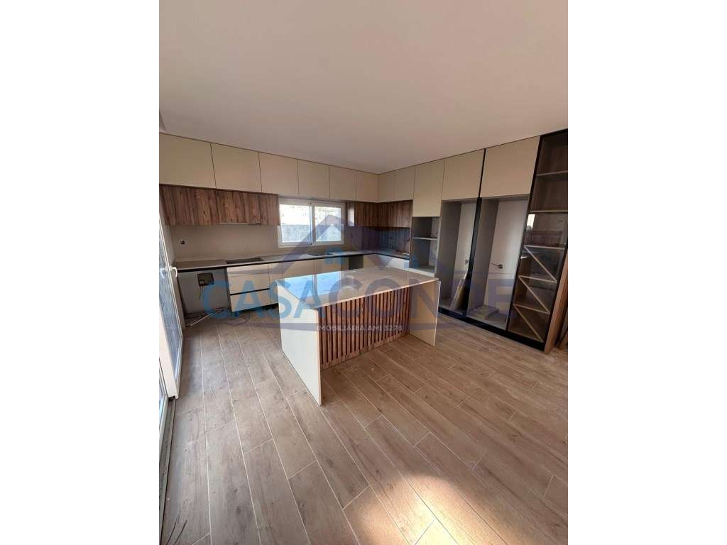 Moradia Isolada V4 - Grande imagem: 5/24