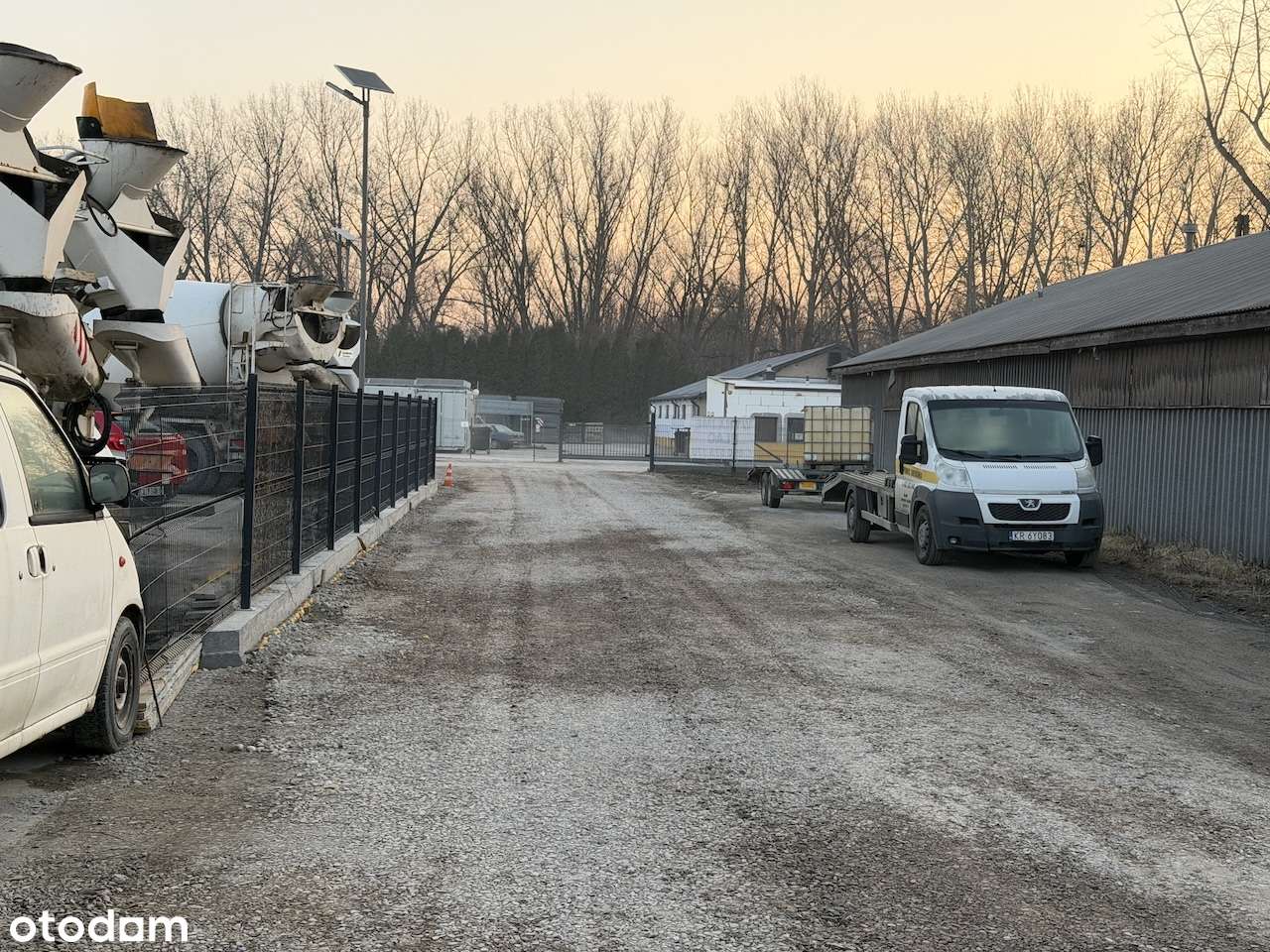 Utwardzona ogrodzona działka 20 ar z wygodnym dojazdem TIR - Pełny obrazek: 5/7