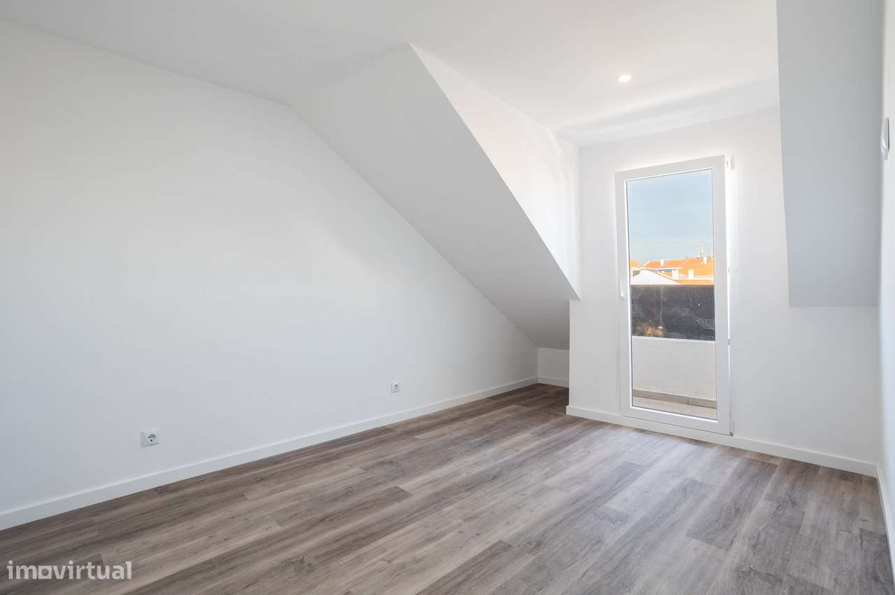 Duplex Remodelado com Terraço-11