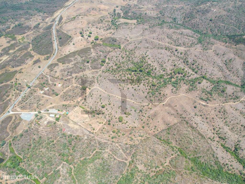 Terreno com PIP Aprovado com 55 Hectares e Ruínas para Venda em São... - Grande imagem: 5/33