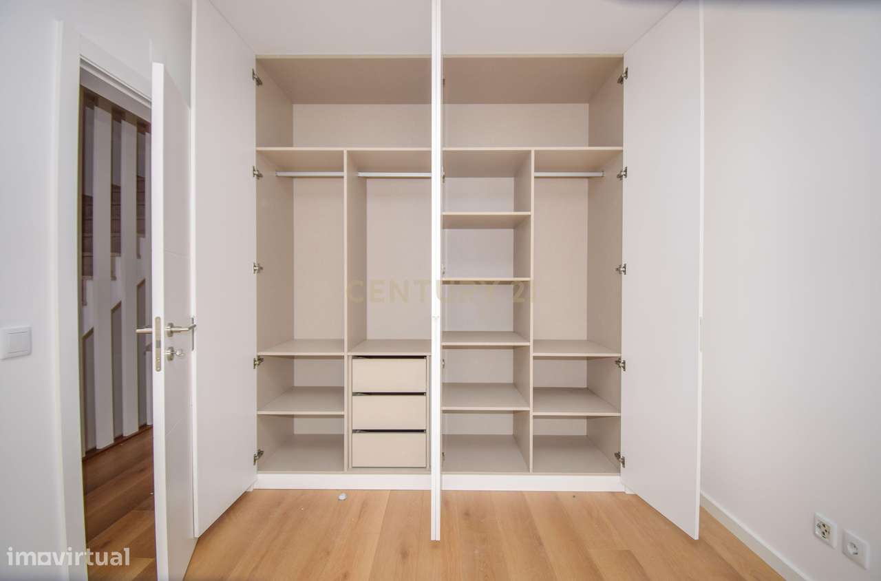 Moradias Condomínio fechado Belas Garden  T2+1 e T3+1-23