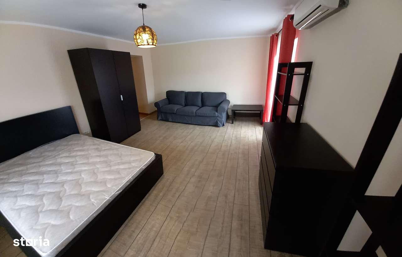 Bulevard Unirii str Traian, Studio 45mp, Decomandat, AC, Renovat Total - Imagine principală: 4/10