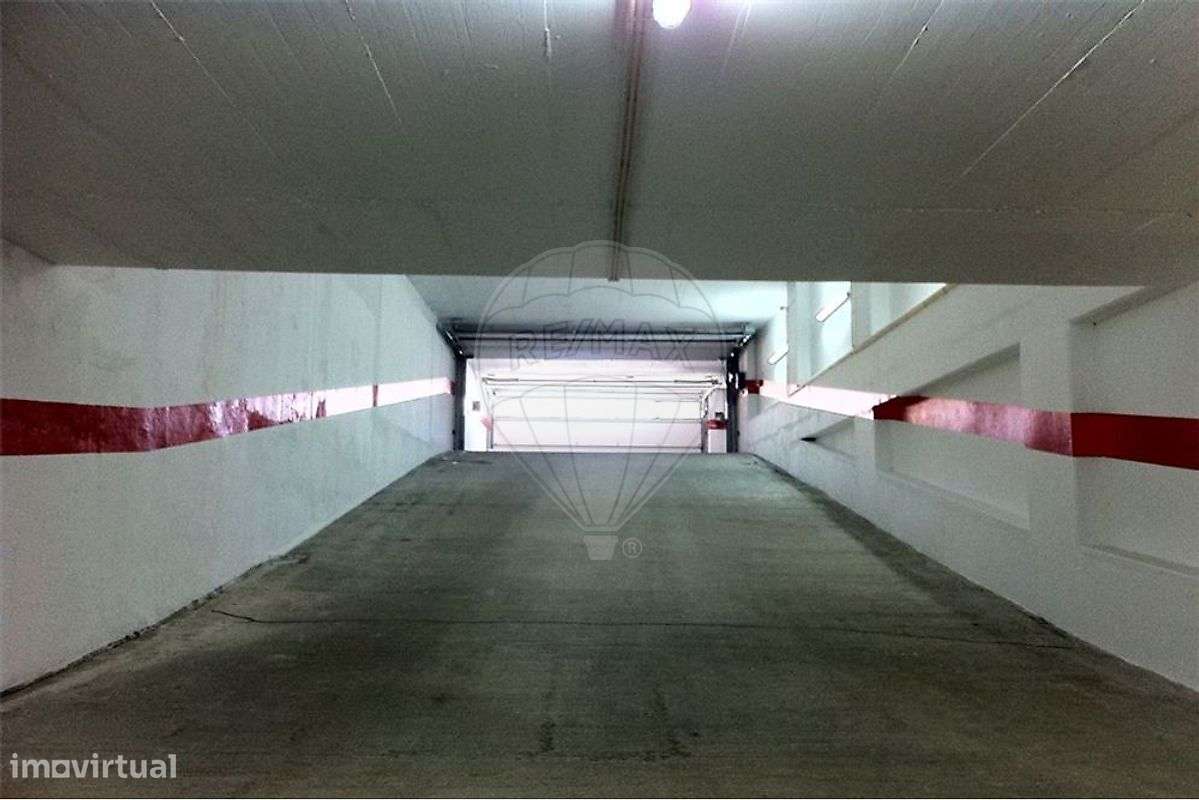 Garagem  para arrendamento - Grande imagem: 4/9