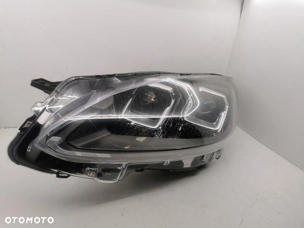 Lampa Ford Kuga MK3 MKIII Full Led  LV4B - 13E017 - AH lewa przednia - 23