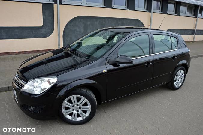 Opel Astra 1.7 CDTI DPF Cosmo - 4