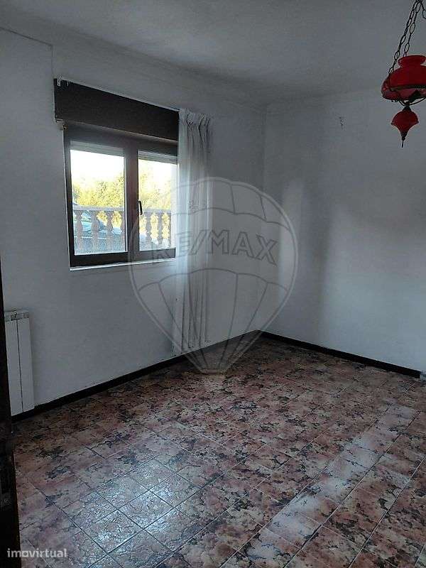 Moradia T6 para venda-18